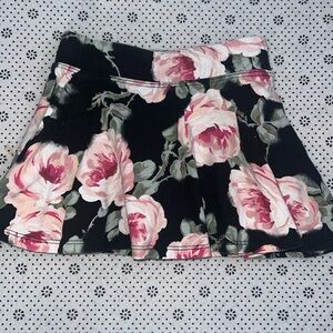 🛍CUTE LITTLE GIRLS SKIRT SIZE 4